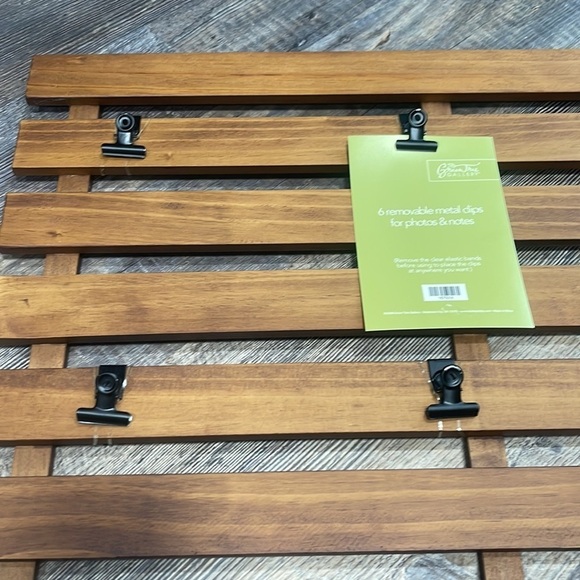 Wall frame - Picture 3 of 9